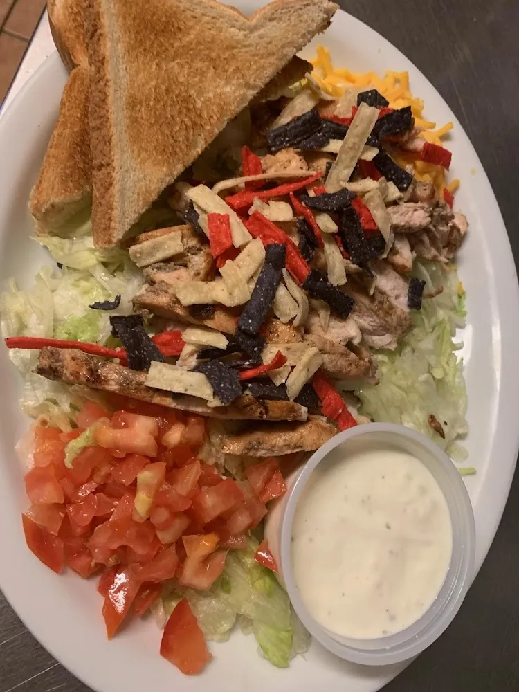 Grilled Chicken House Salad